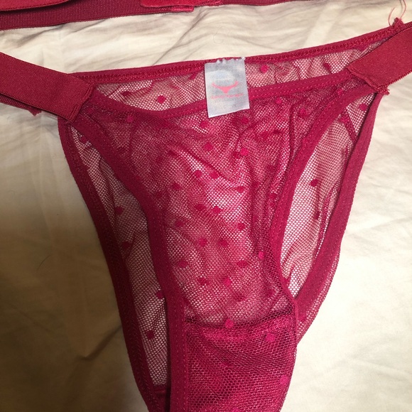 Bra (L) and Panty (M) set - Picture 2 of 5